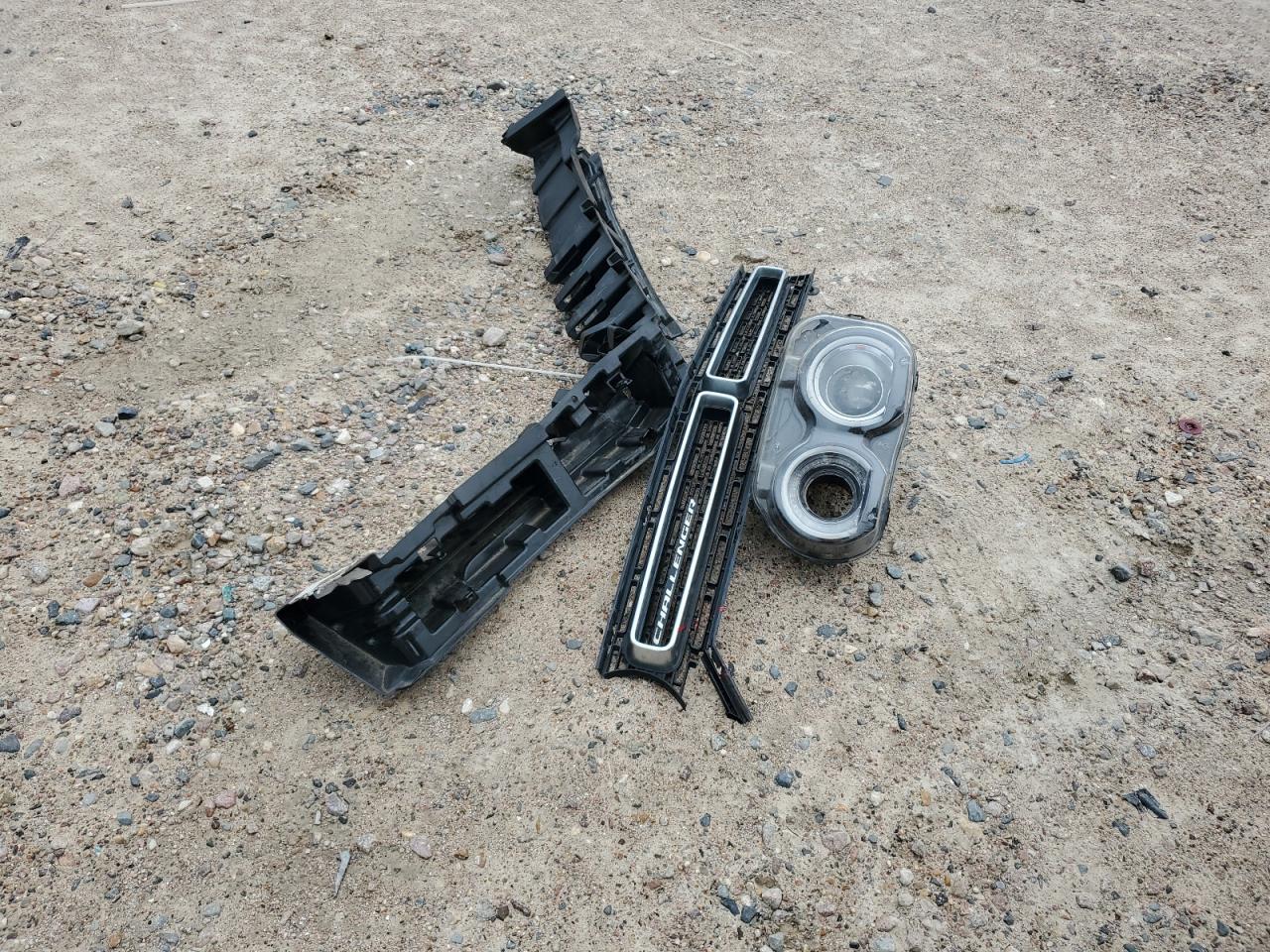 2C3CDZAG0JH204719 2018 Dodge Challenger Sxt