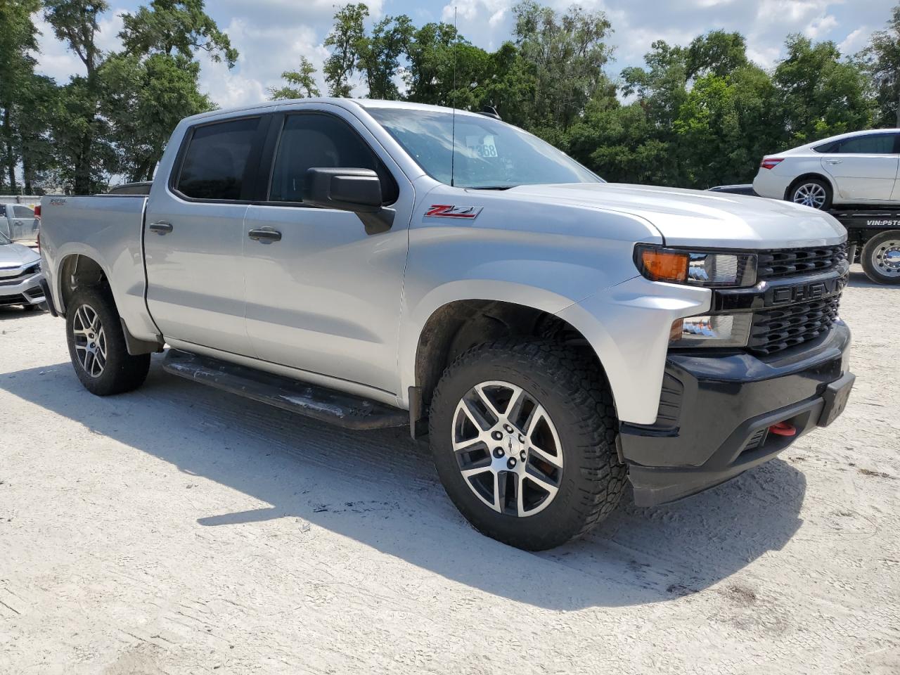 2019 Chevrolet Silverado K1500 Trail Boss Custom vin: 3GCPYCEF8KG176685