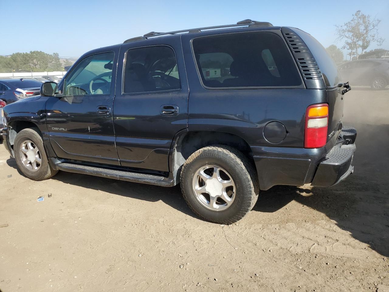 1GKEK63U43J134210 2003 GMC Yukon Denali