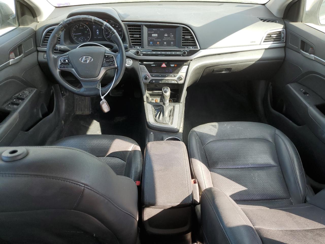 KMHD84LF3JU581341 2018 Hyundai Elantra Sel