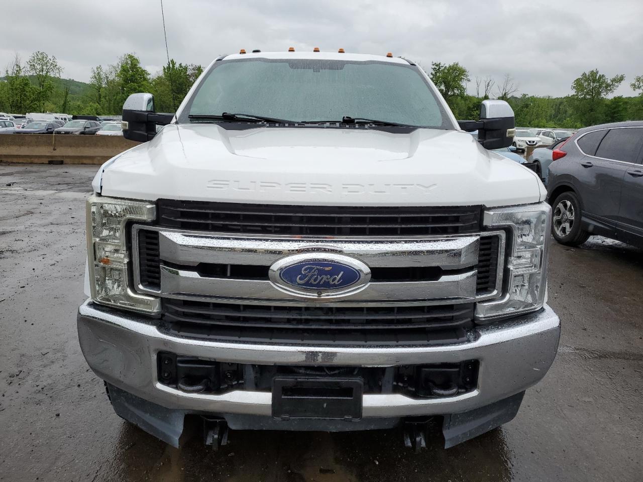 2019 Ford F350 Super Duty vin: 1FT8X3B68KEE70669