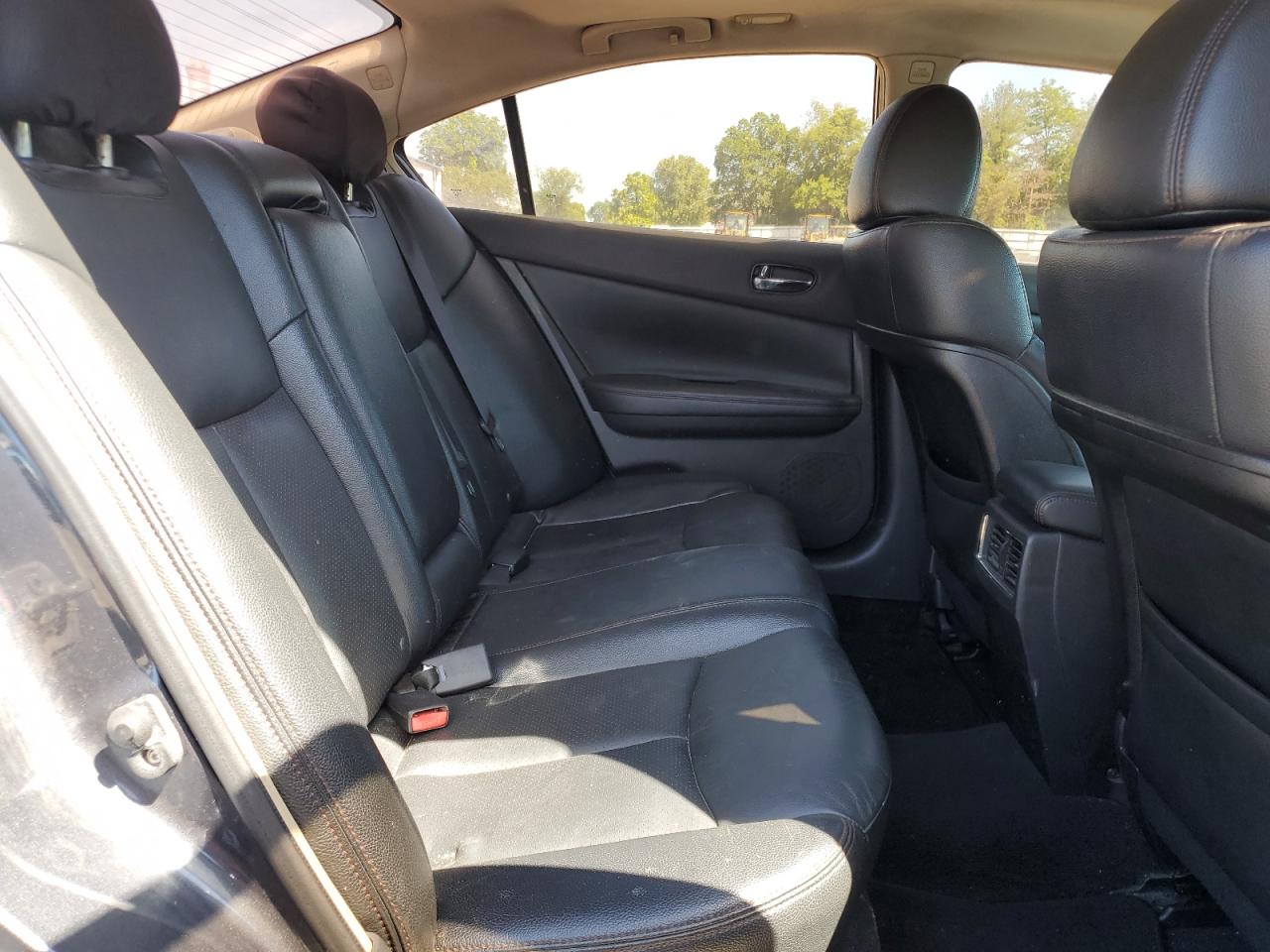 1N4AA5AP3AC818239 2010 Nissan Maxima S