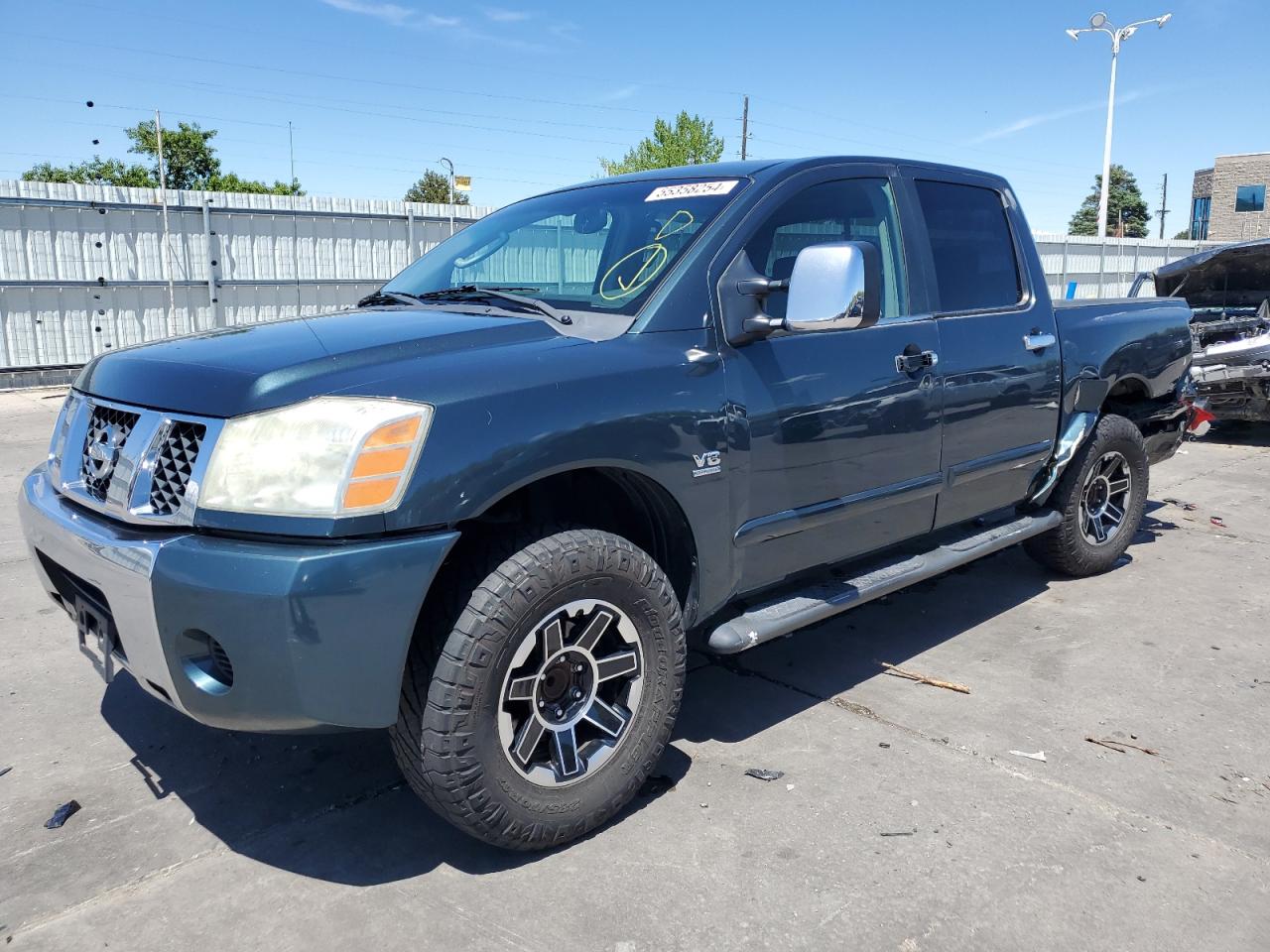  Salvage Nissan Titan