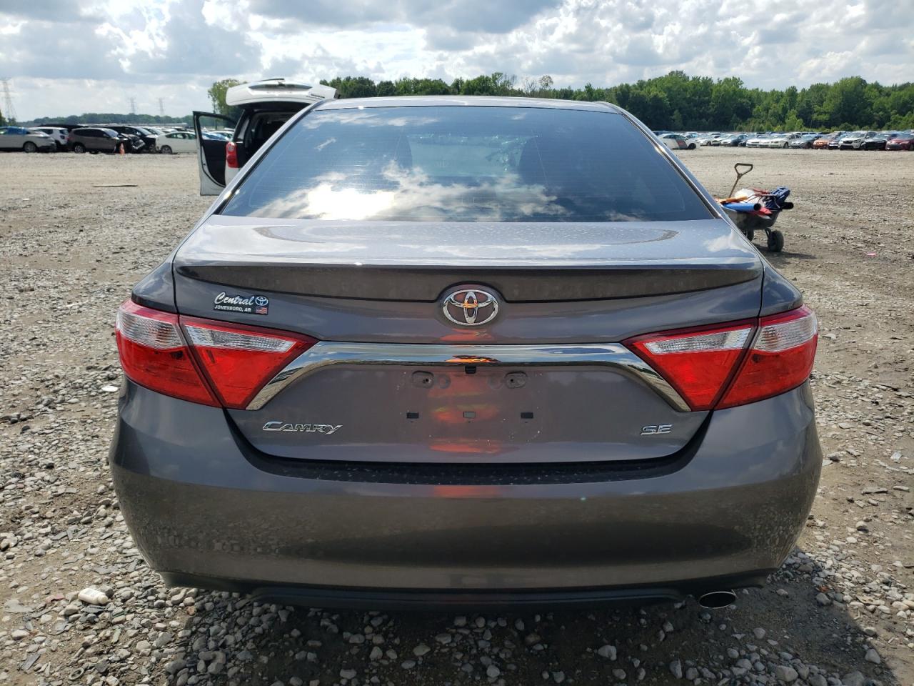 4T1BF1FK8GU170191 2016 Toyota Camry Le