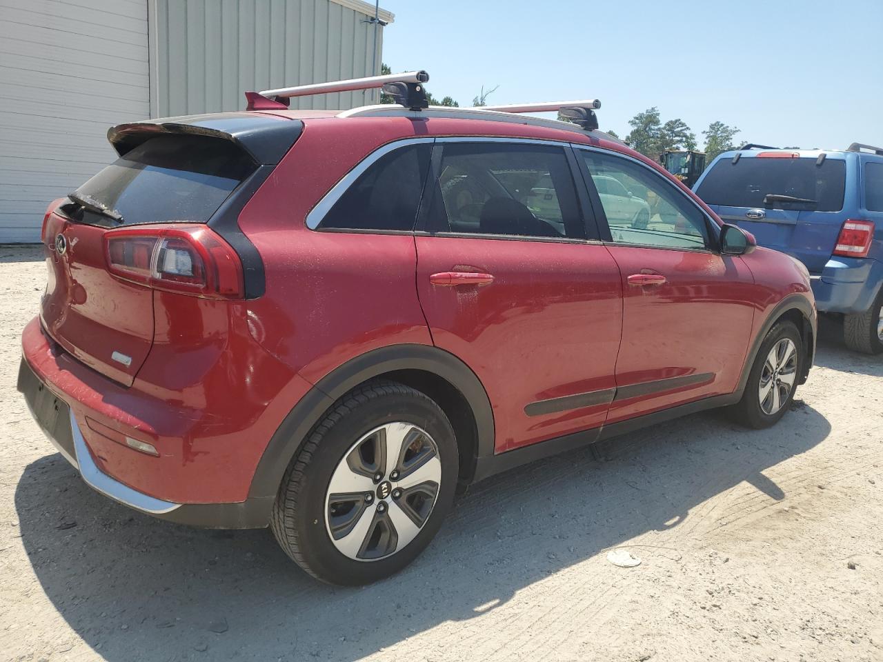 KNDCB3LC5H5066377 2017 Kia Niro Fe