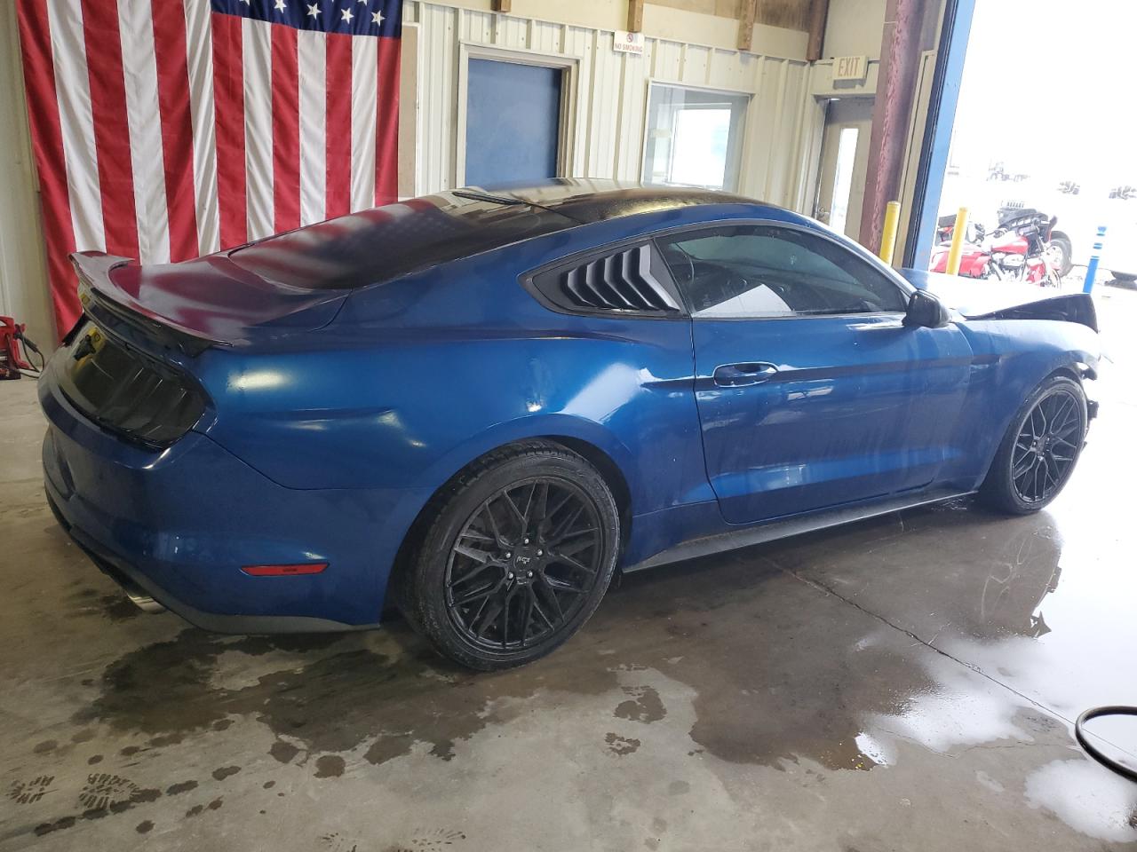 2018 Ford Mustang vin: 1FA6P8TH2J5120947