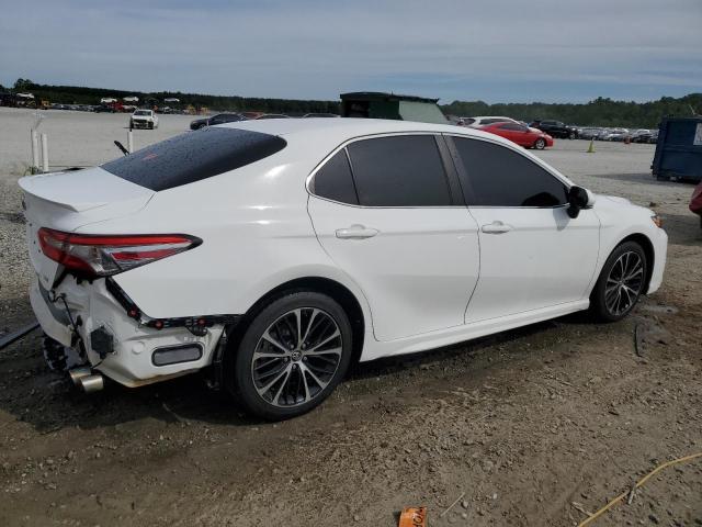 VIN 4T1B11HK8JU647026 2018 Toyota Camry, L no.3