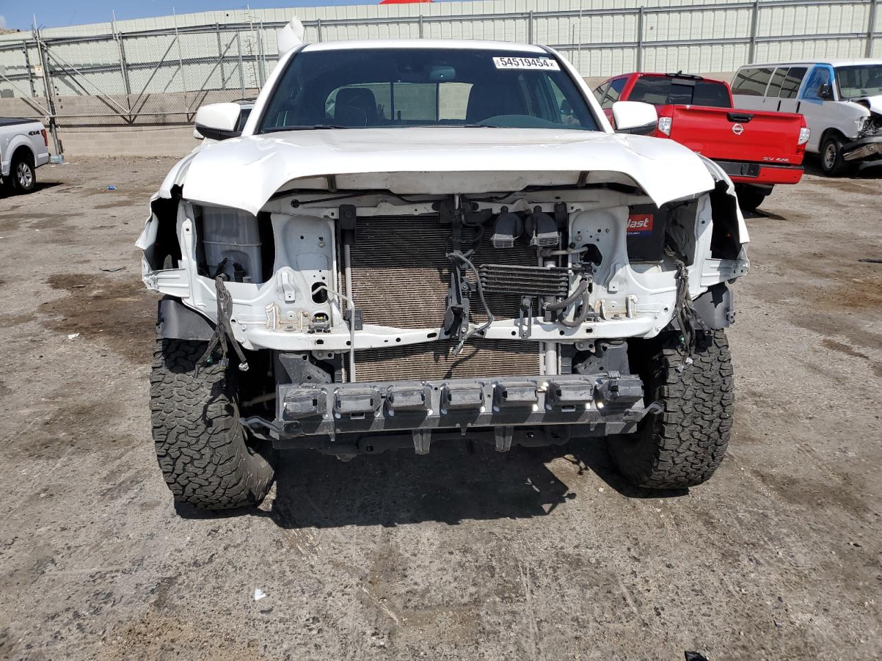 5TFCZ5AN3KX173273 2019 Toyota Tacoma Double Cab