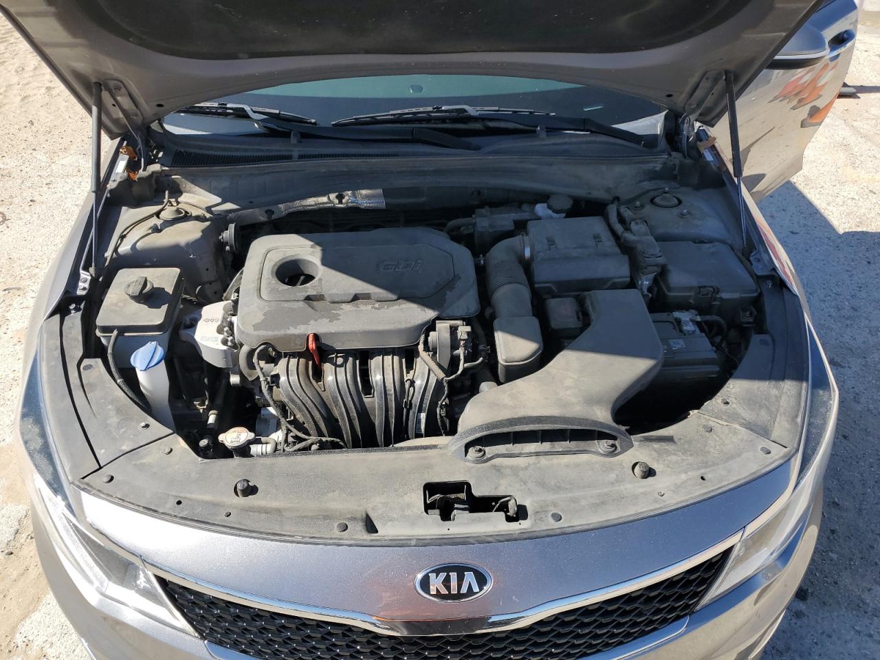 2018 Kia Optima Lx vin: 5XXGT4L32JG273475