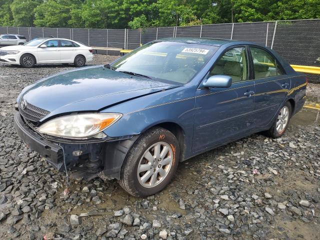 2003 Toyota Camry Le VIN: 4T1BF30K83U552462 Lot: 53925794