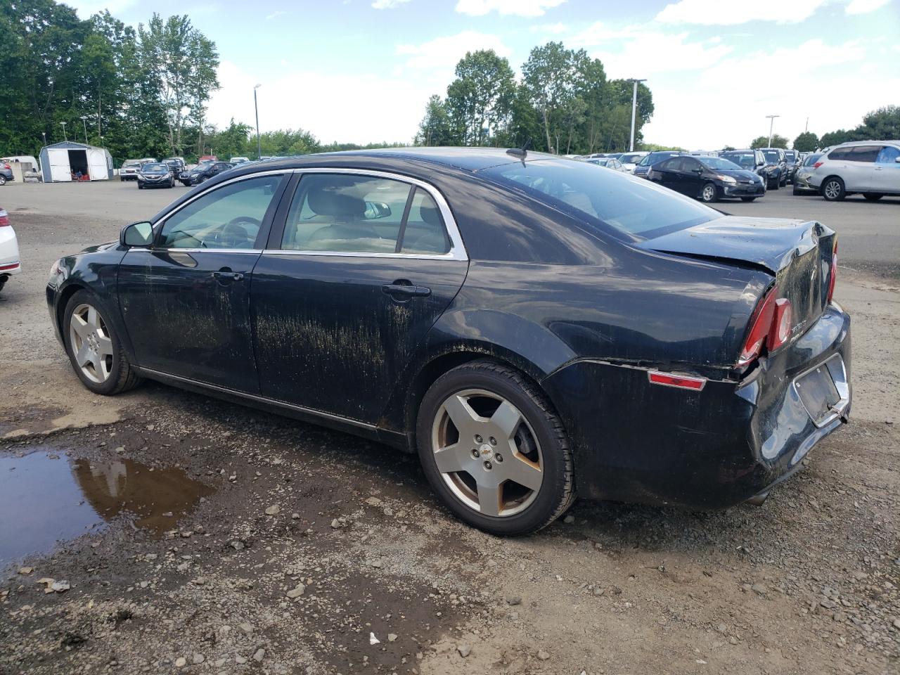 1G1ZD5E7XAF217187 2010 Chevrolet Malibu 2Lt