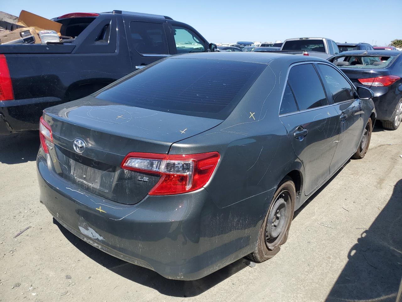 4T4BF1FK2ER341410 2014 Toyota Camry L