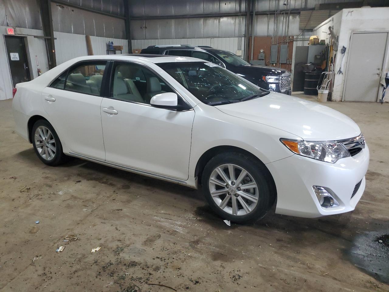 4T1BF1FKXEU451583 2014 Toyota Camry L