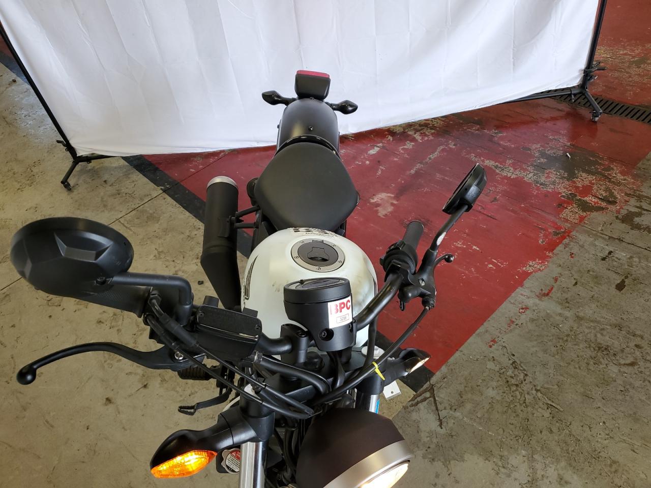 MLHNC5303H5002052 2017 Honda Cmx300