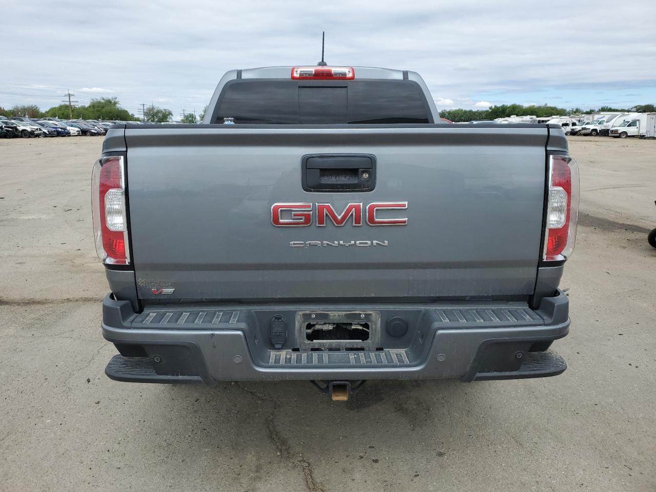 2022 GMC Canyon Elevation vin: 1GTG6CENXN1160732