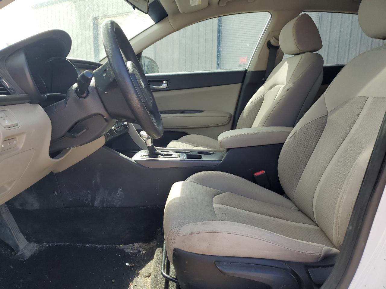 5XXGT4L34JG252059 2018 Kia Optima Lx