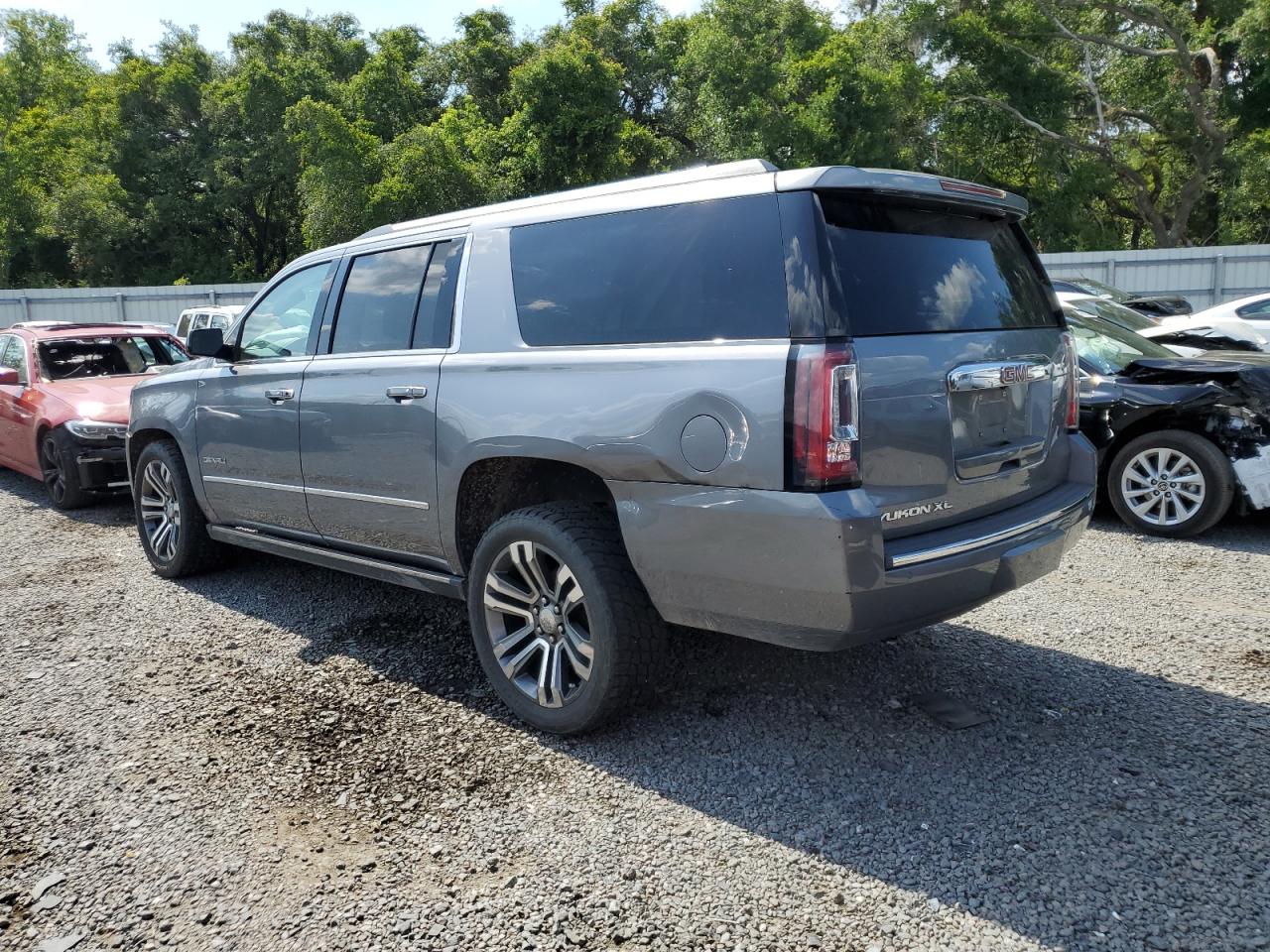 1GKS2HKJ8JR144209 2018 GMC Yukon Xl Denali