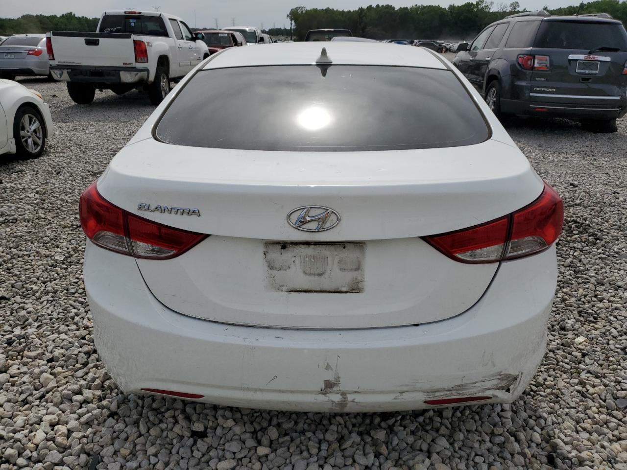 5NPDH4AE4DH354396 2013 Hyundai Elantra Gls