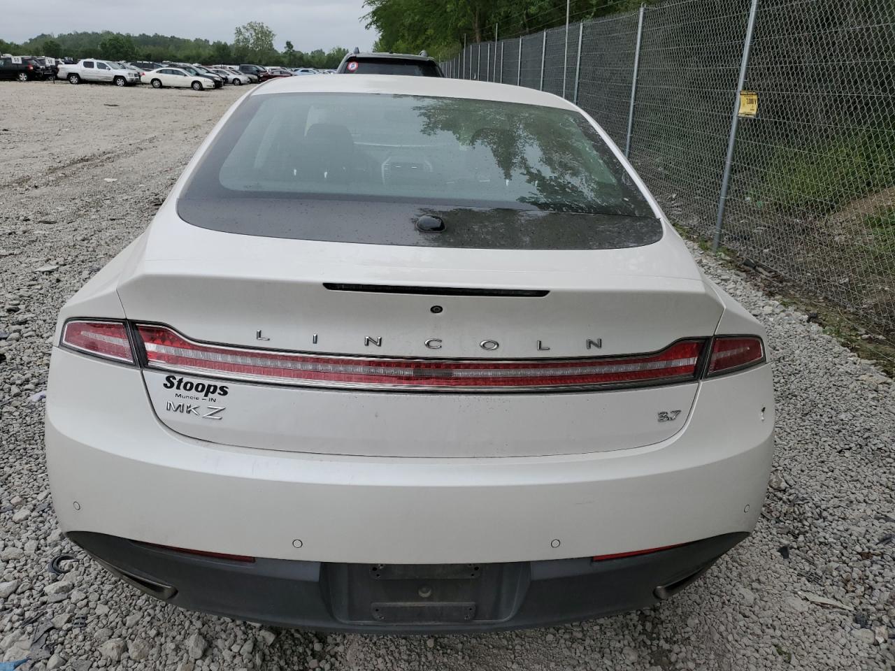 3LN6L2GK1FR613821 2015 Lincoln Mkz