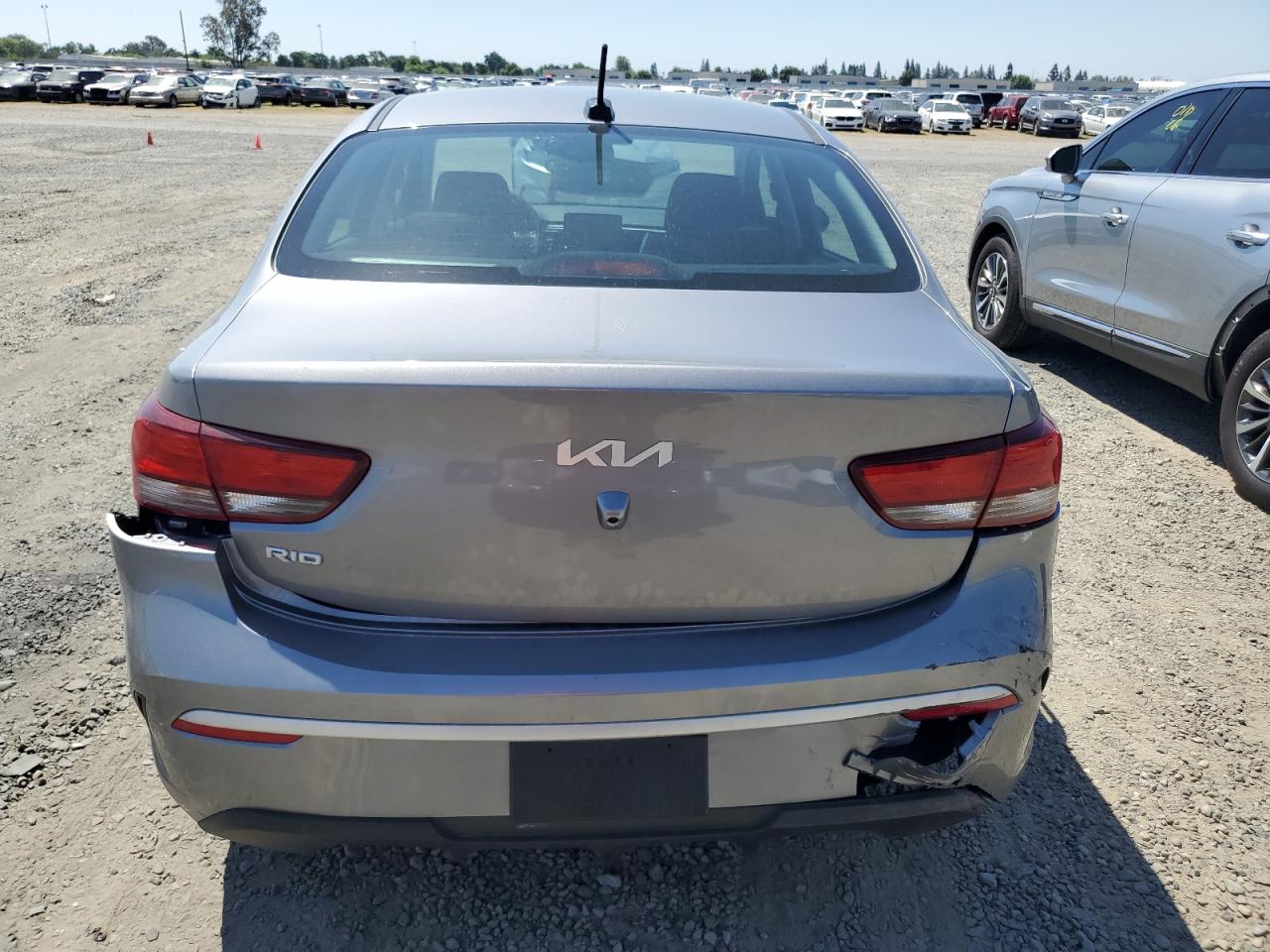 3KPA24AD8PE612732 2023 Kia Rio Lx