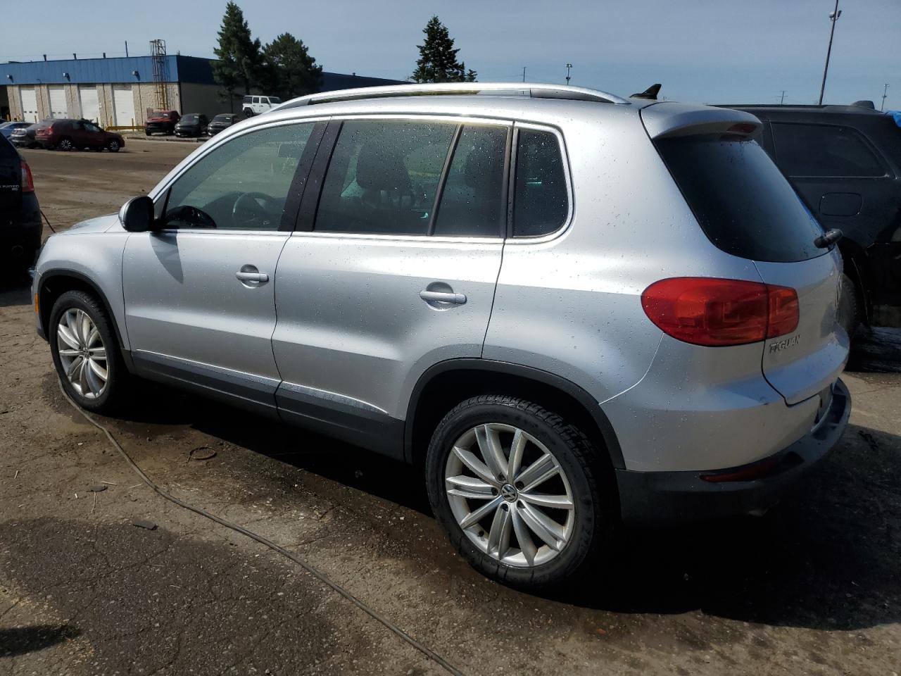 WVGBV7AX6CW543381 2012 Volkswagen Tiguan S