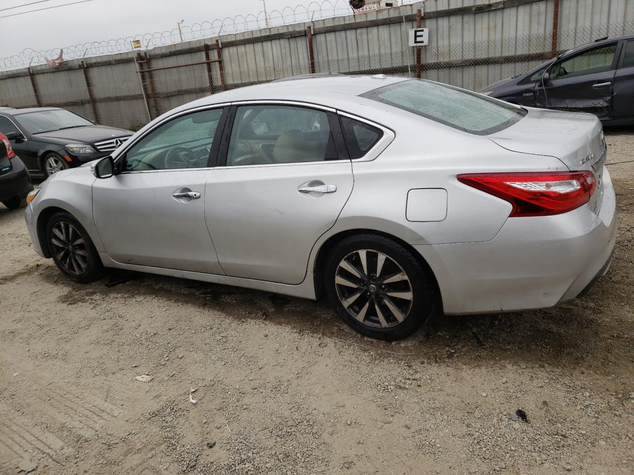 1N4AL3AP3HC185525 2017 Nissan Altima 2.5