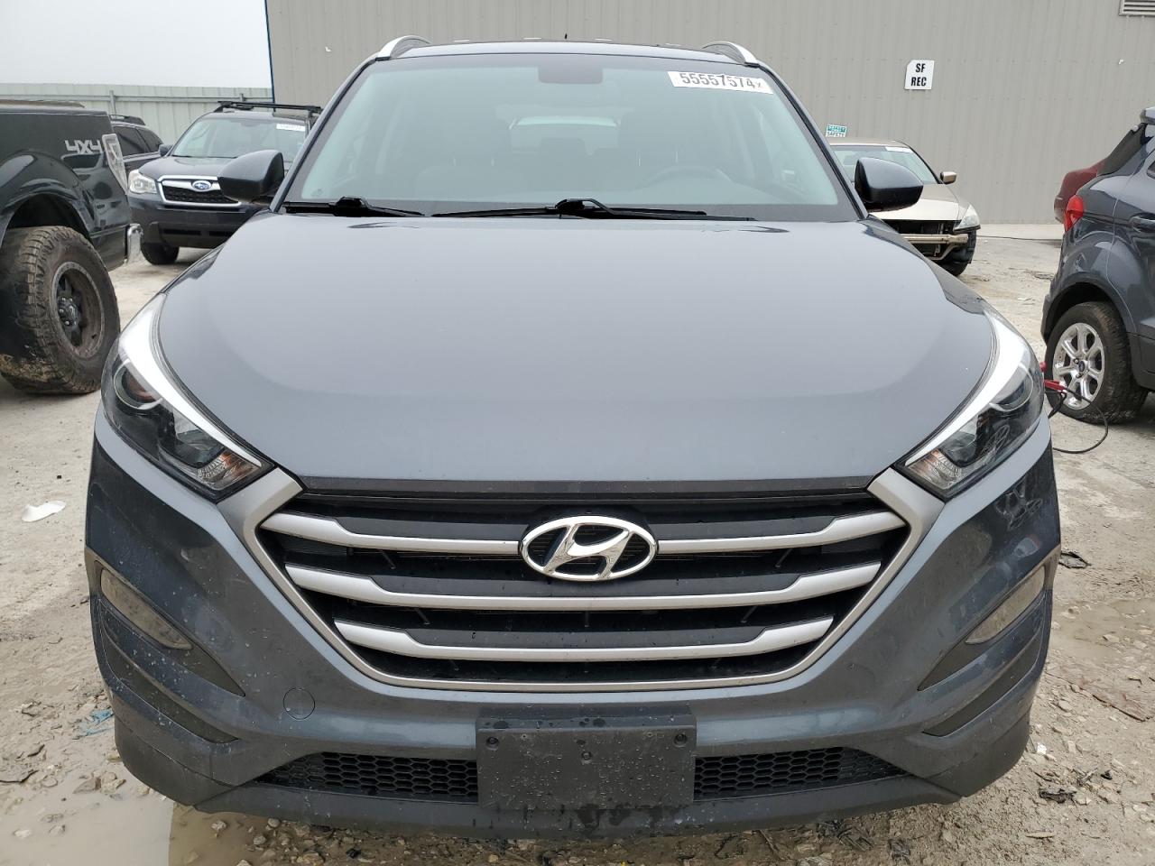 KM8J3CA41HU386149 2017 Hyundai Tucson Limited