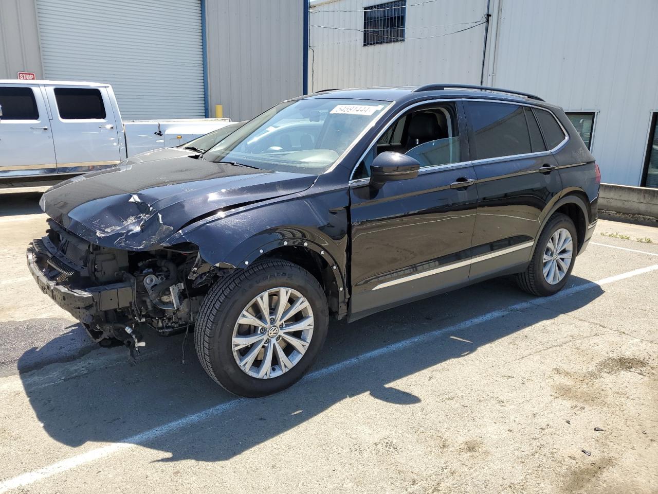 3VV3B7AX4JM034230 2018 Volkswagen Tiguan Se