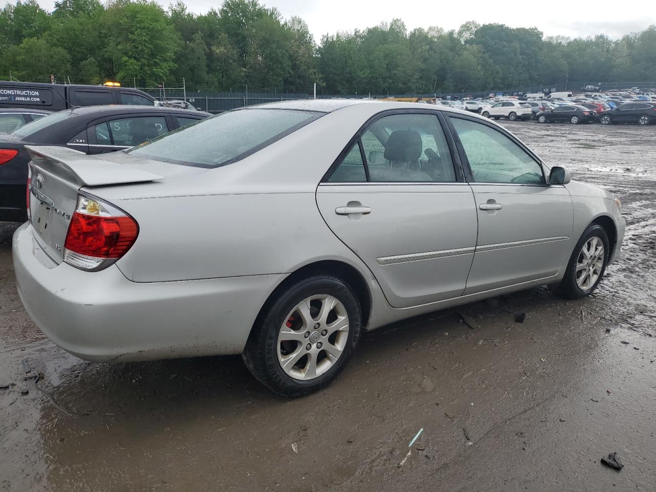 4T1BF30K75U093329 2005 Toyota Camry Le