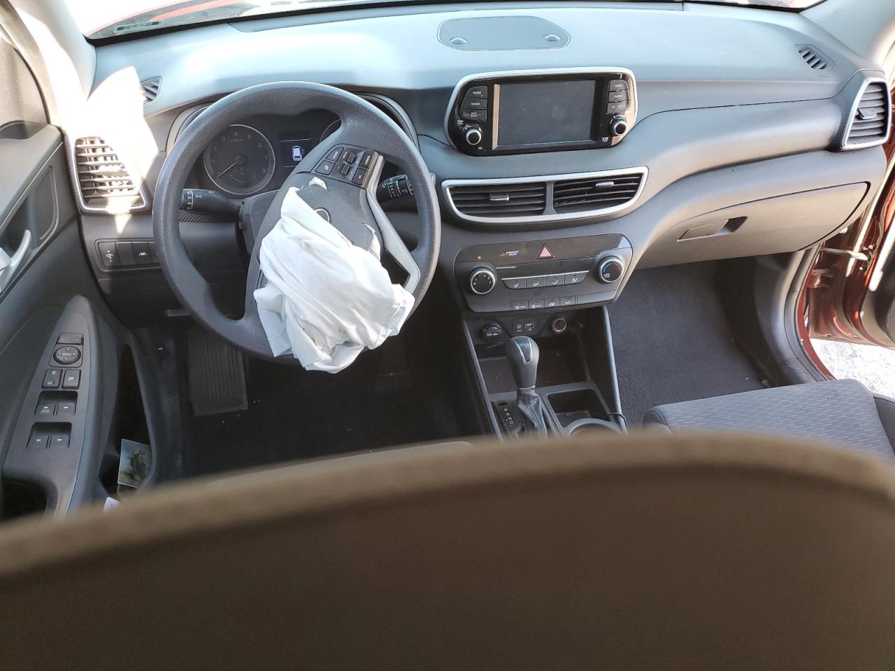 KM8J23A42KU946724 2019 Hyundai Tucson Se