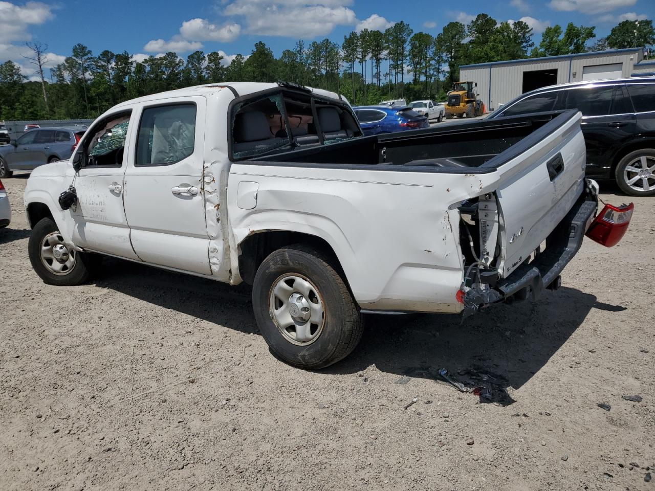 3TMCZ5AN3JM138723 2018 Toyota Tacoma Double Cab