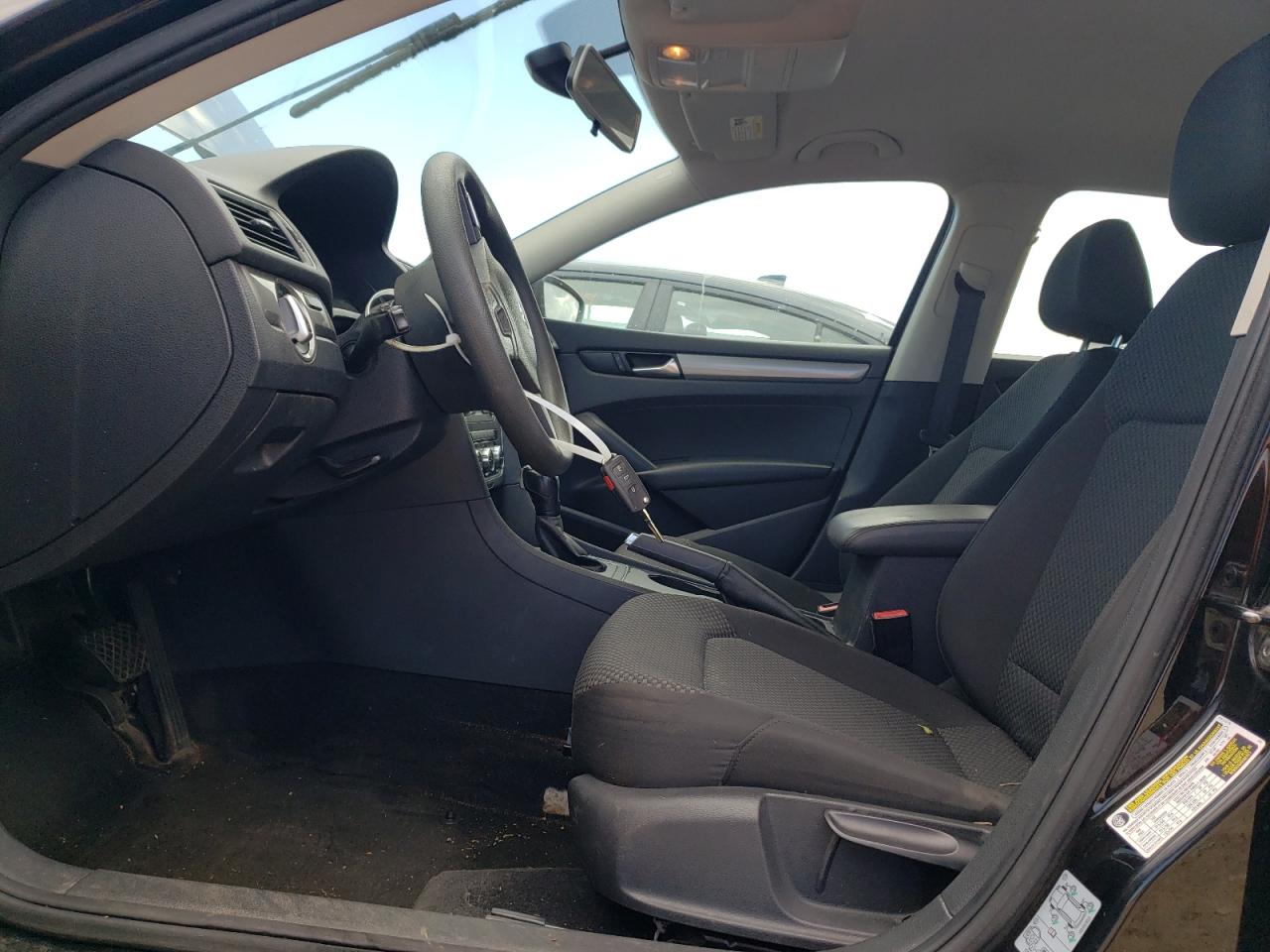 1VWAP7A31CC055784 2012 Volkswagen Passat S