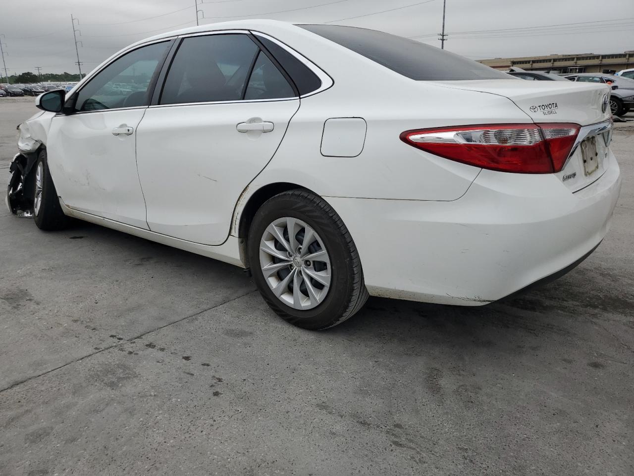 4T4BF1FK5GR549977 2016 Toyota Camry Le