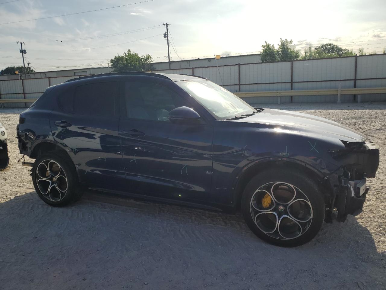 ZASPAKBN4L7C95882 2020 Alfa Romeo Stelvio Ti