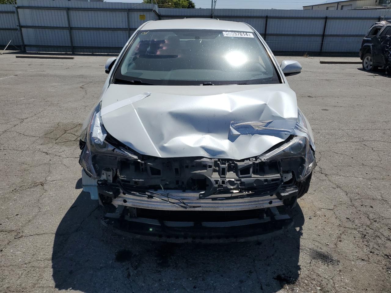 JTDKBRFU3G3018776 2016 Toyota Prius