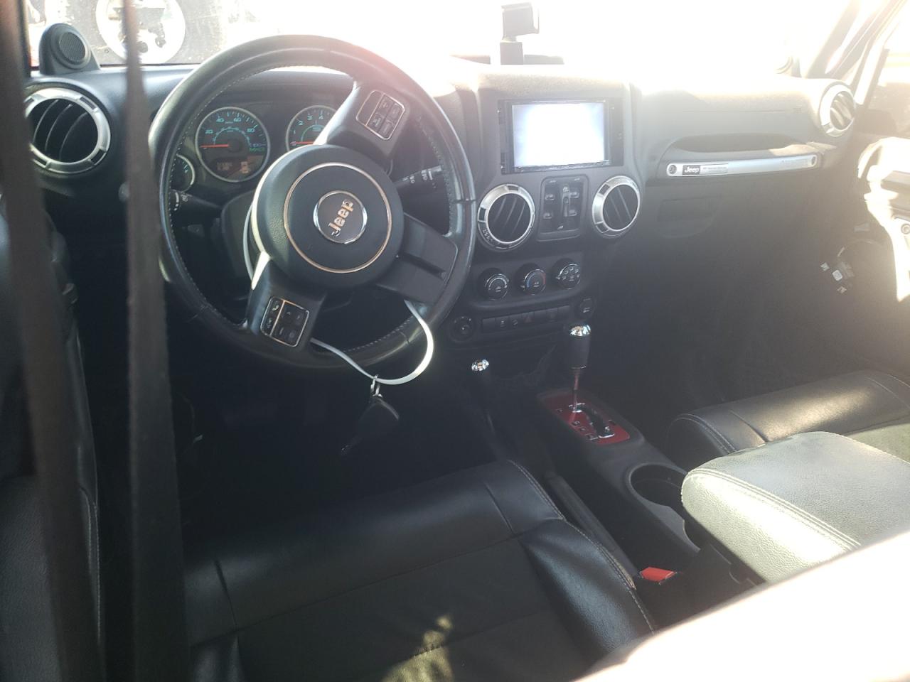 1C4BJWFG5CL248194 2012 Jeep Wrangler Unlimited Rubicon