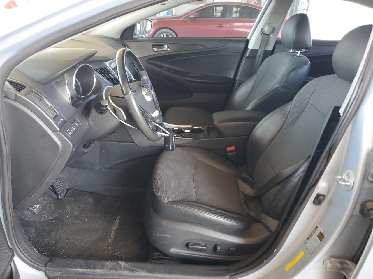 5NPEC4AC5DH676577 2013 Hyundai Sonata Se