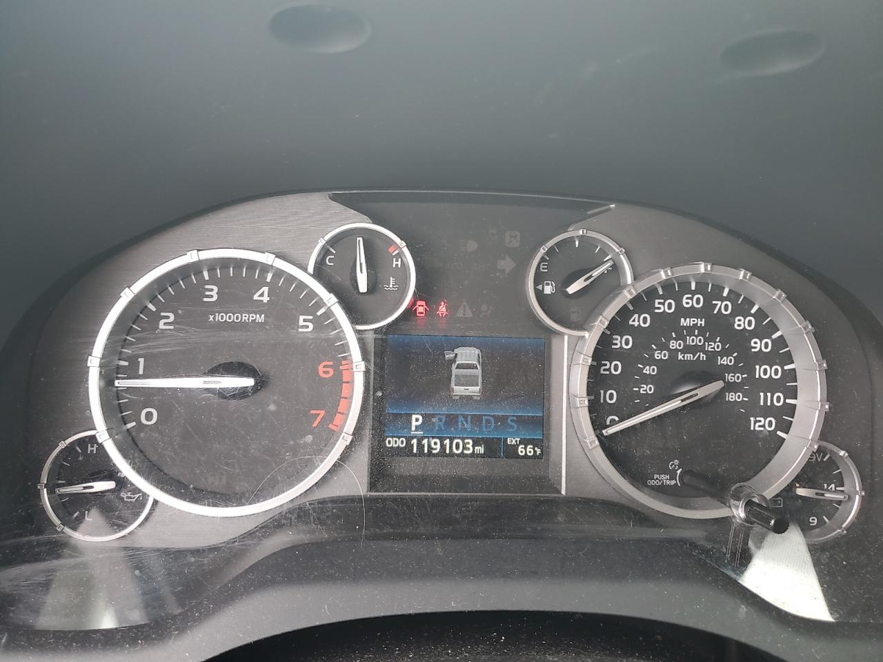 5TFDW5F14HX600116 2017 Toyota Tundra Crewmax Sr5