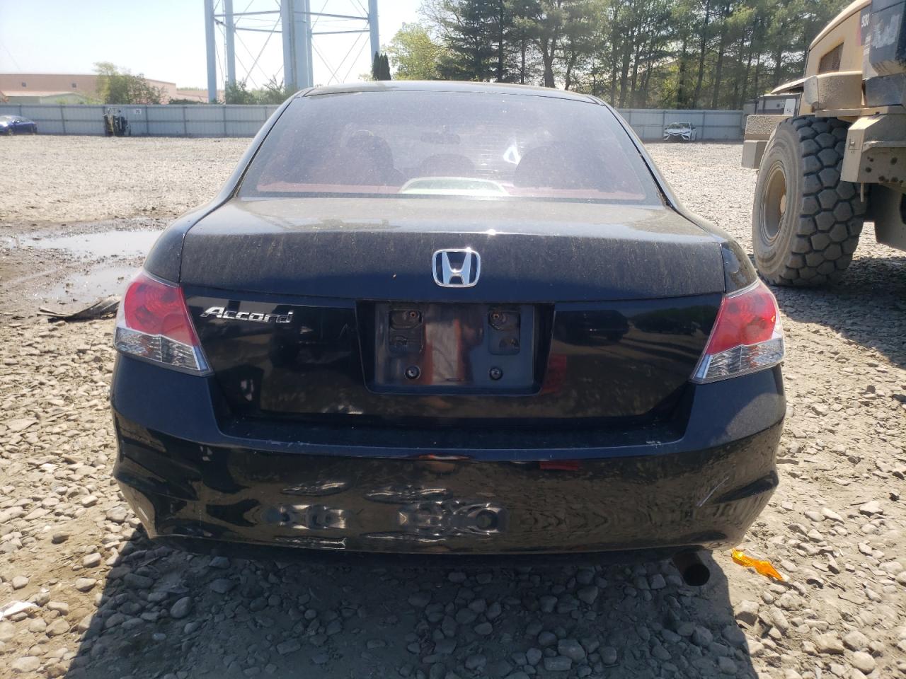 1HGCP2F33AA177385 2010 Honda Accord Lx