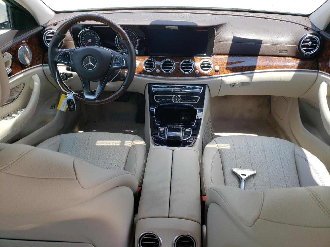 WDDZF4KBXHA103112 2017 Mercedes-Benz E 300 4Matic