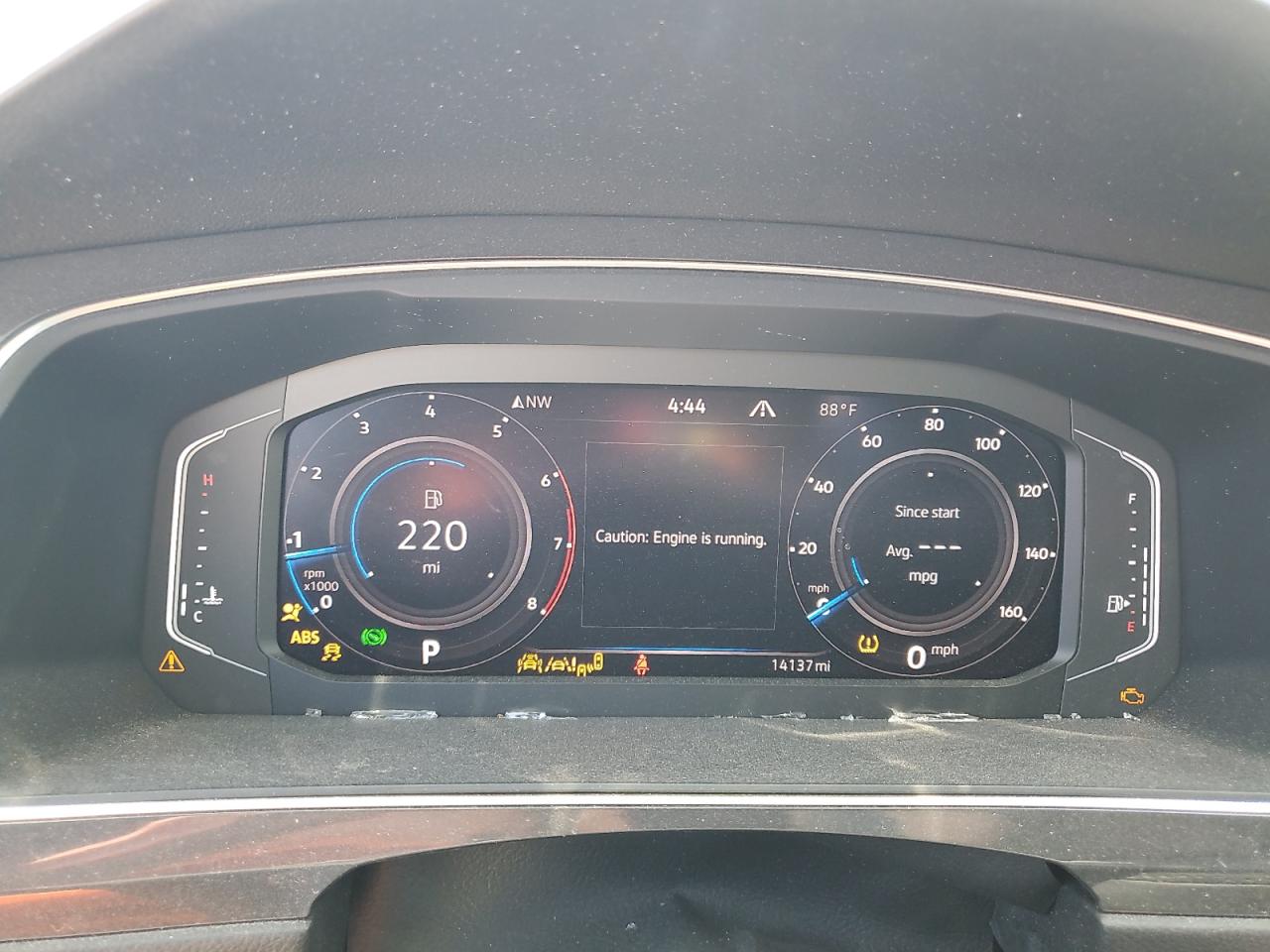 3VV4B7AX7NM096215 2022 Volkswagen Tiguan Sel R-Line