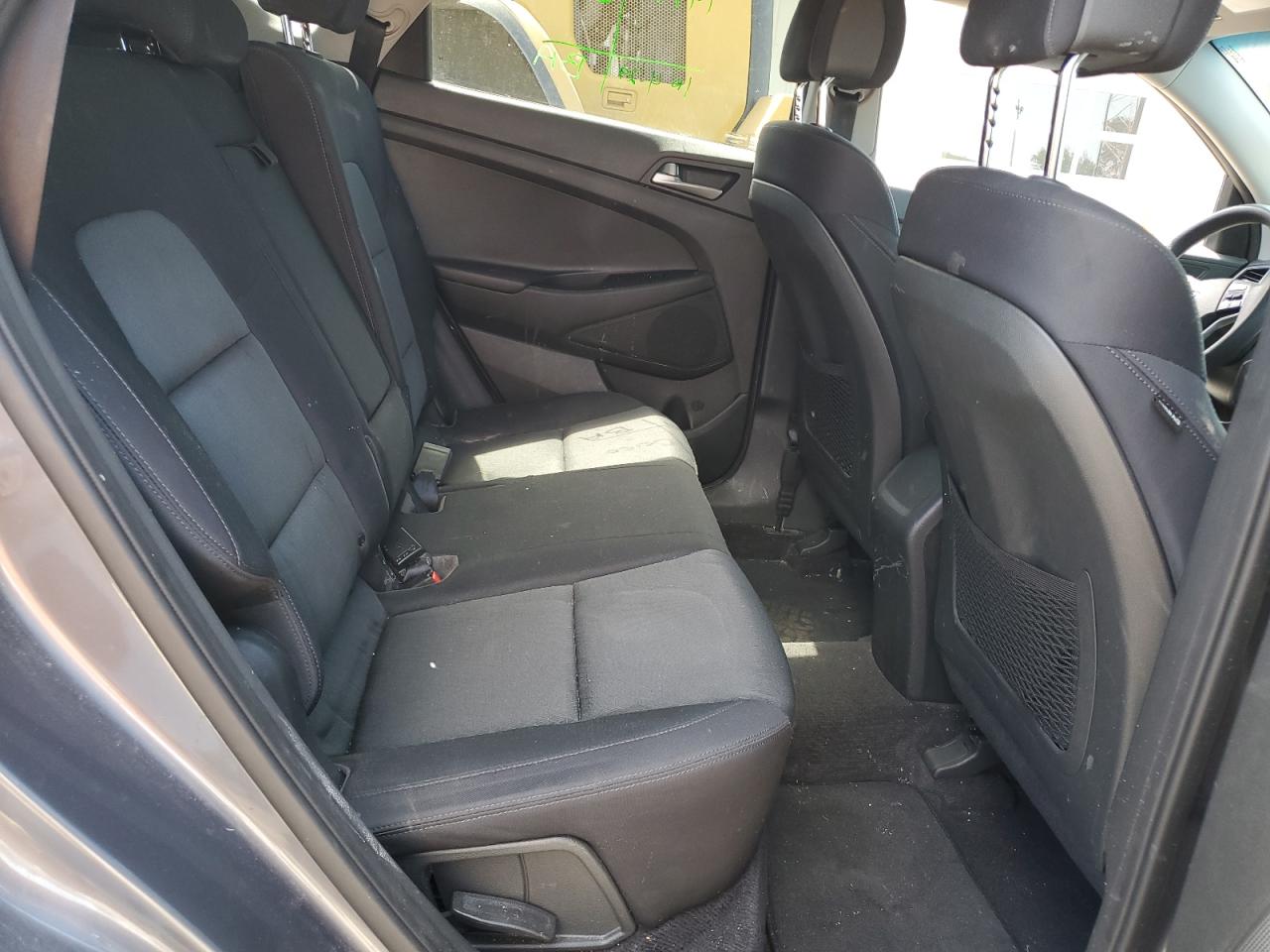 KM8J33A48JU801022 2018 Hyundai Tucson Sel