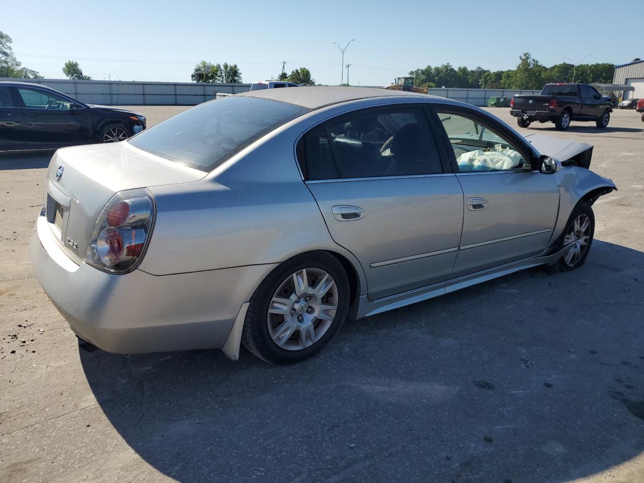 1N4AL11D75C380338 2005 Nissan Altima S