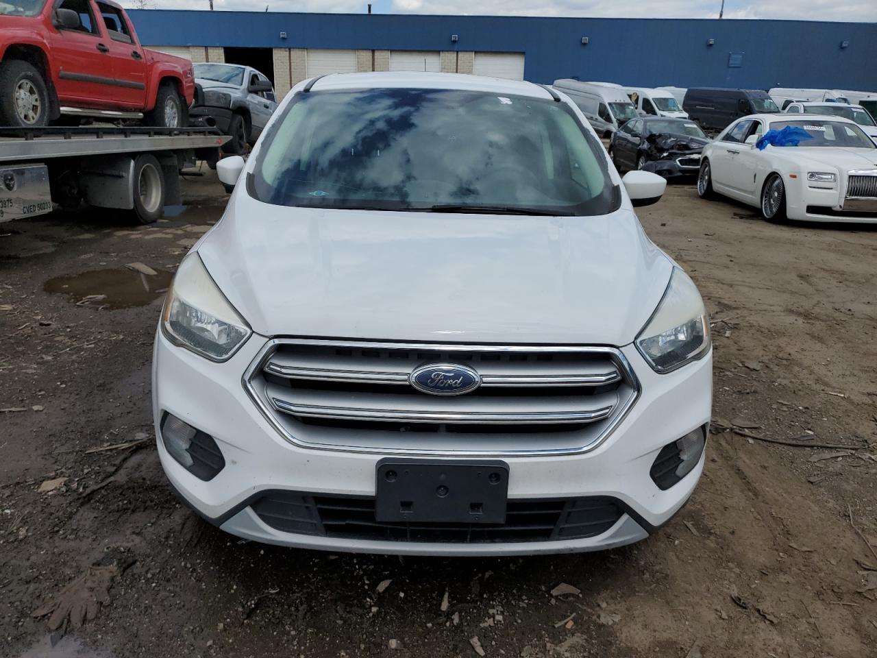 1FMCU9GD9HUD85573 2017 Ford Escape Se