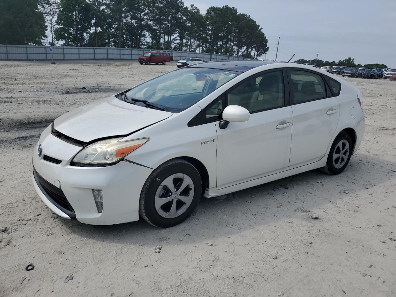 JTDKN3DU0F1993768 2015 Toyota Prius