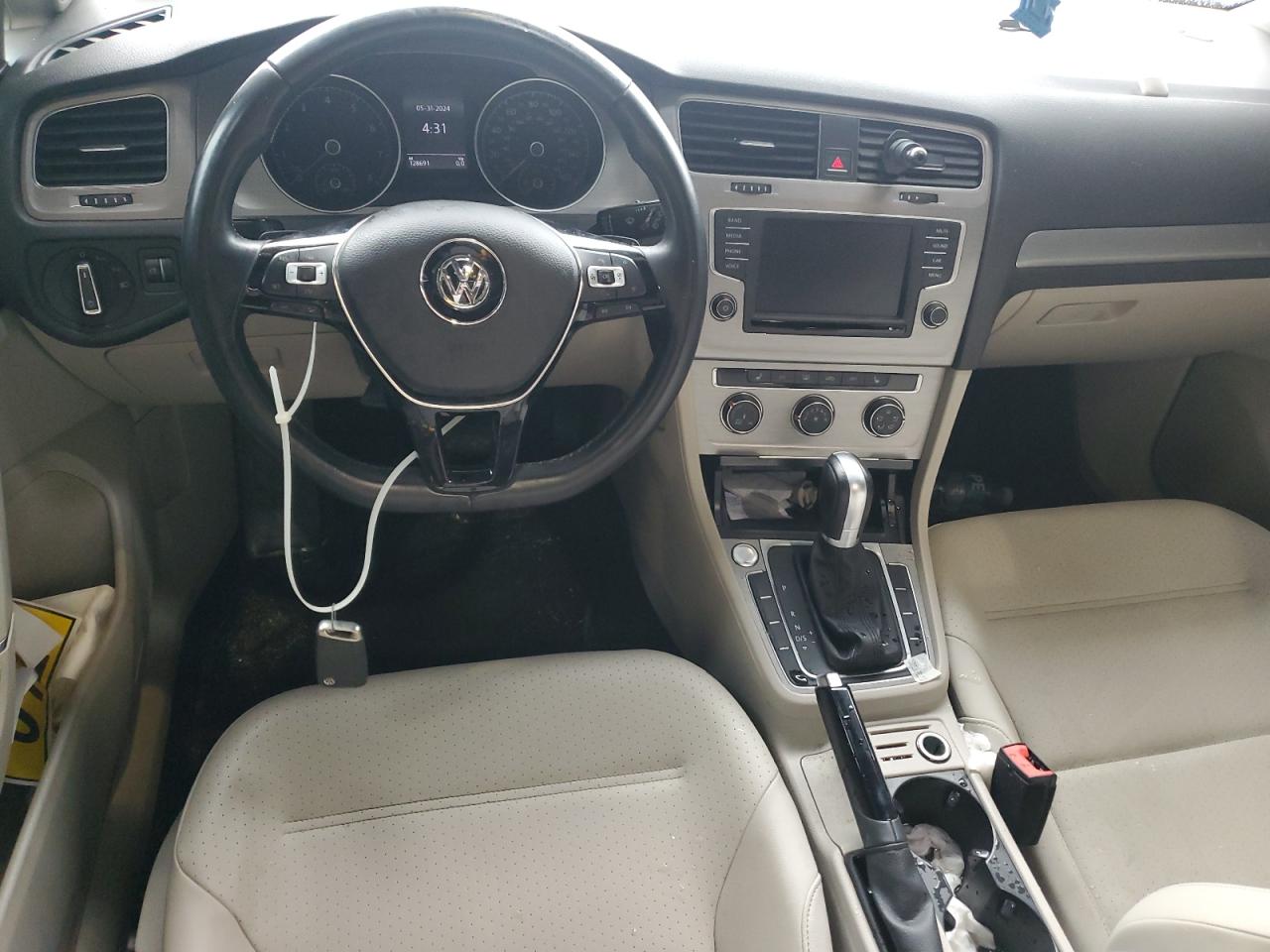 3VW217AU0HM064044 2017 Volkswagen Golf S