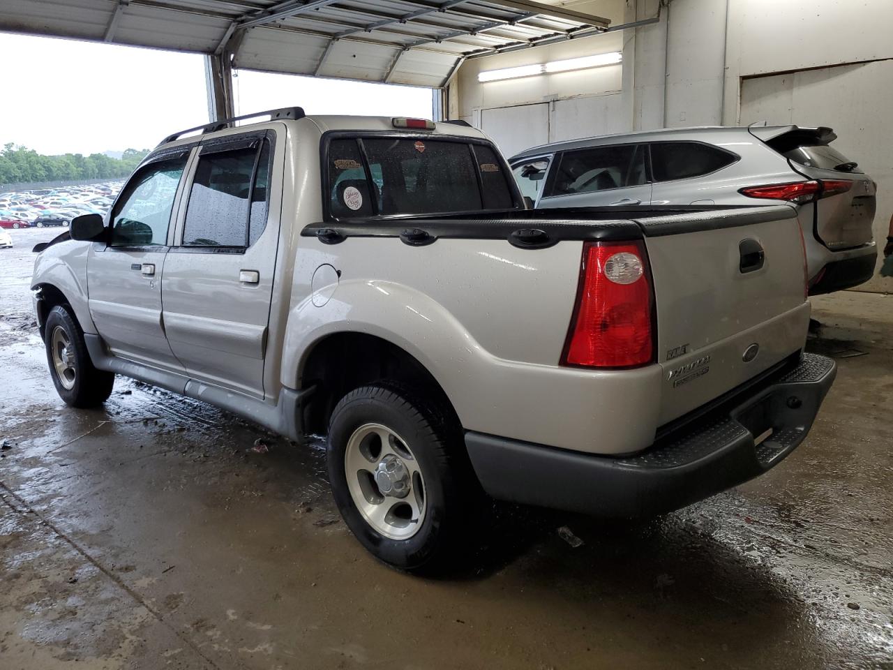 1FMZU67K65UB69733 2005 Ford Explorer Sport Trac