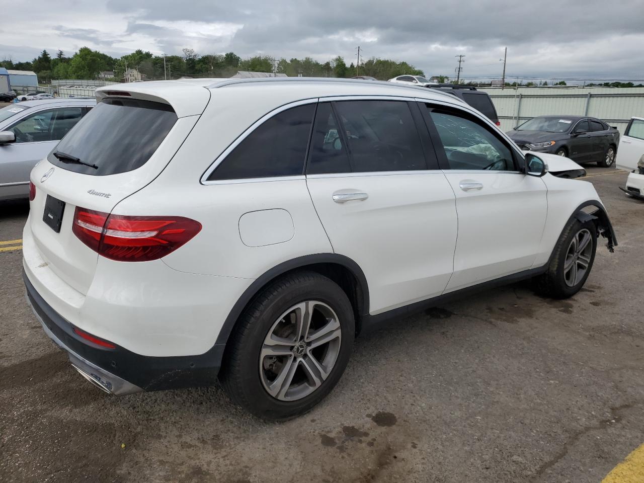 WDC0G4KB1KV161118 2019 Mercedes-Benz Glc 300 4Matic