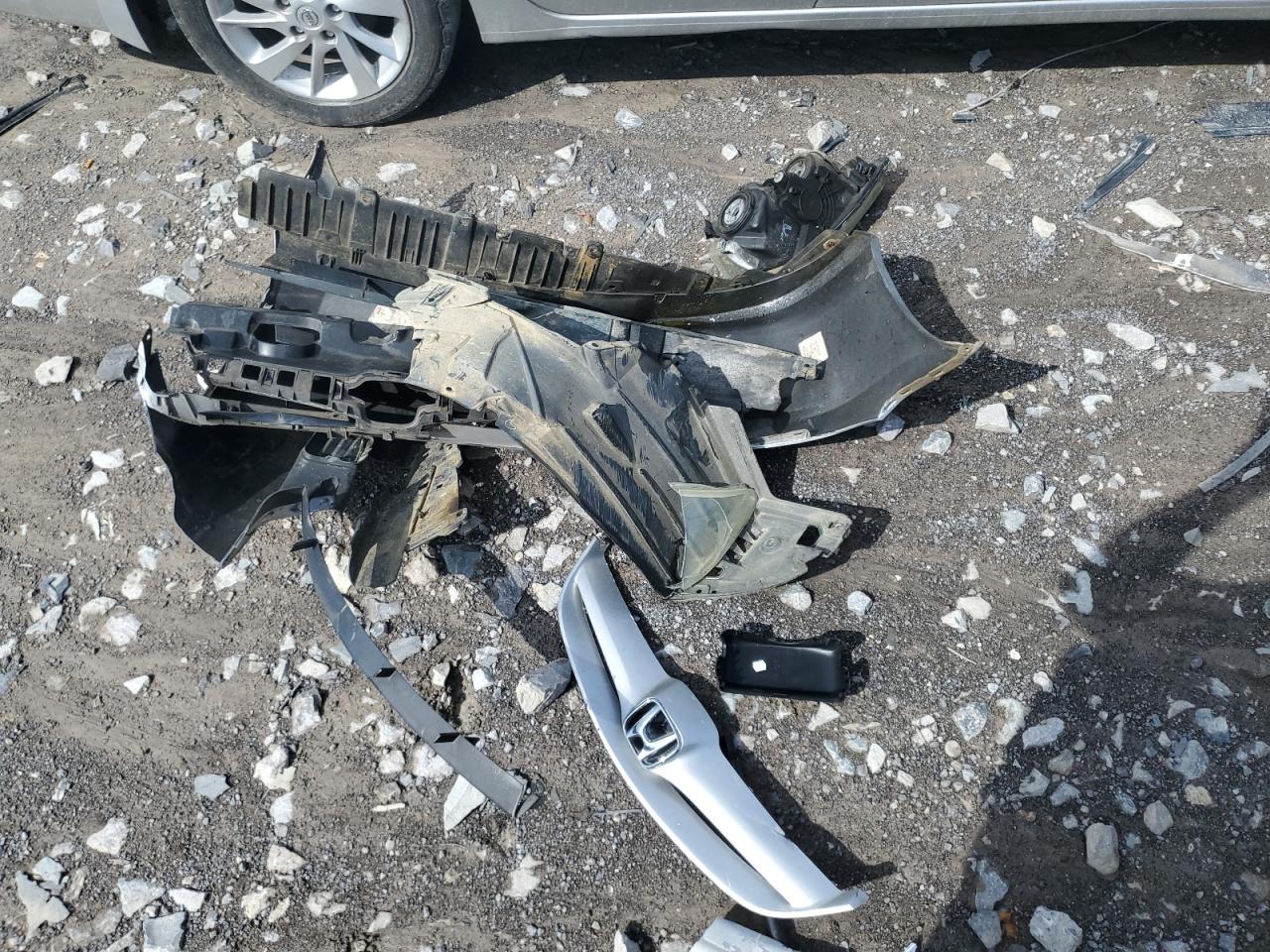 2HGES16304H541253 2004 Honda Civic Dx Vp