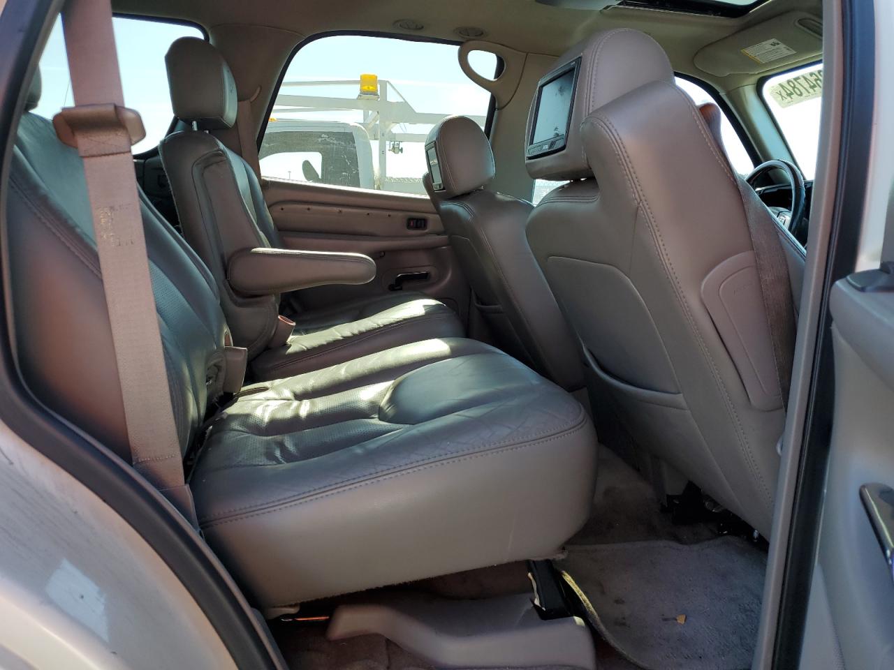 1GYEK63N85R235947 2005 Cadillac Escalade Luxury